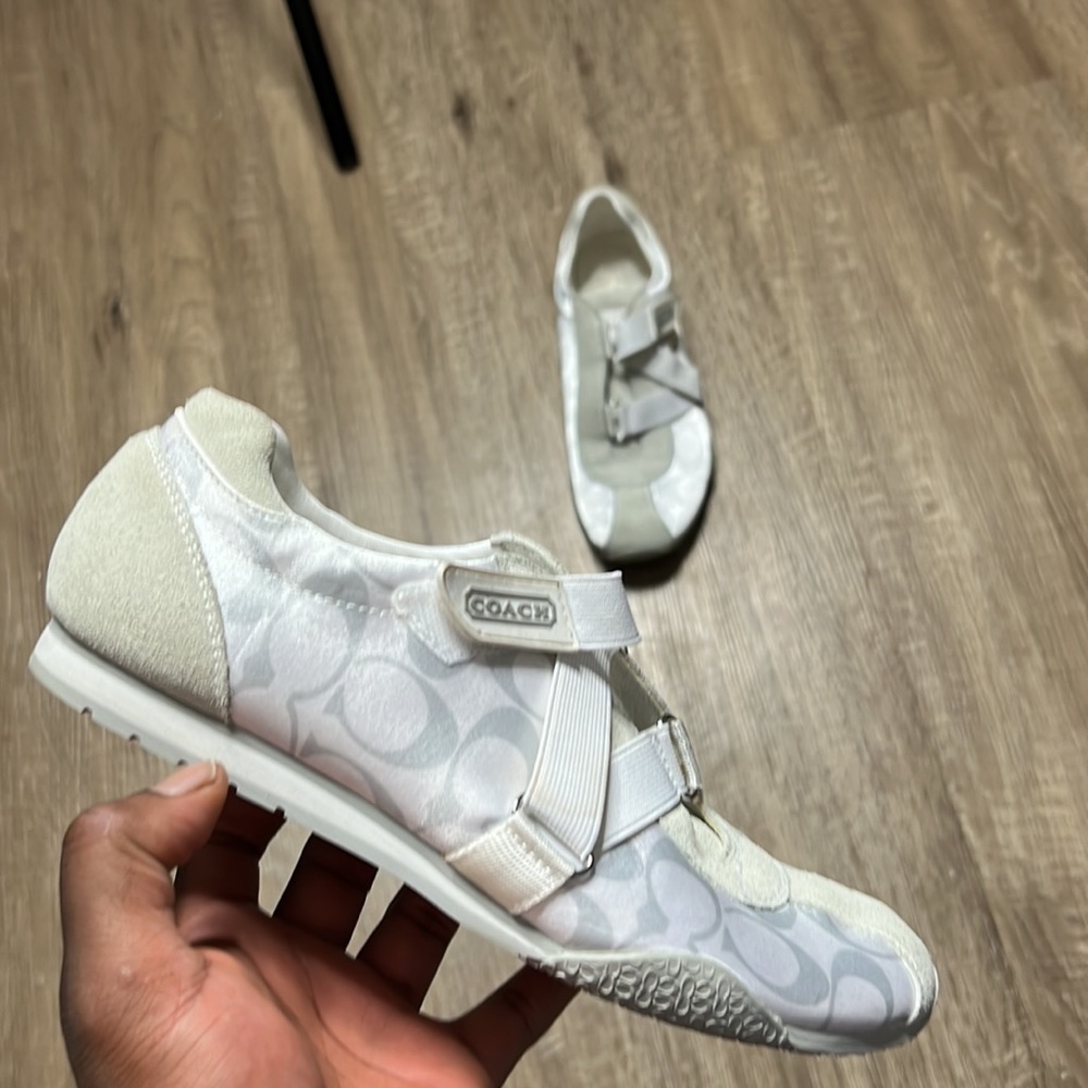 Coach Leatherwave Women Sneakers (7.5)